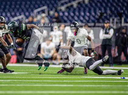 Thumbnail 3 in Iowa Colony vs. Randle (UIL 5A D2 Football Region 3 Quarterfinal) photogallery.