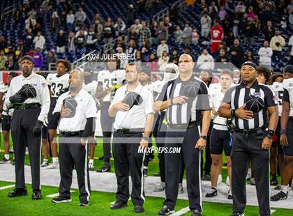 Thumbnail 1 in Iowa Colony vs. Randle (UIL 5A D2 Football Region 3 Quarterfinal) photogallery.