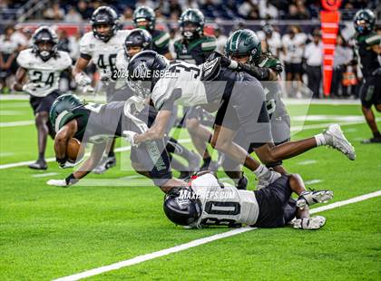Thumbnail 3 in Iowa Colony vs. Randle (UIL 5A D2 Football Region 3 Quarterfinal) photogallery.