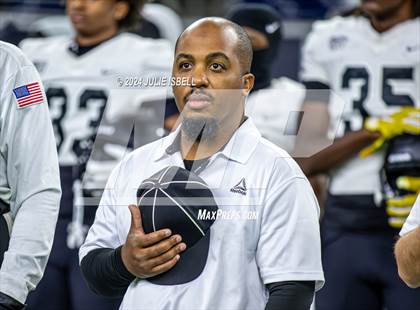 Thumbnail 2 in Iowa Colony vs. Randle (UIL 5A D2 Football Region 3 Quarterfinal) photogallery.