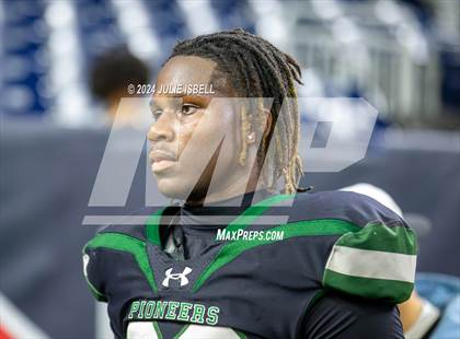 Thumbnail 1 in Iowa Colony vs. Randle (UIL 5A D2 Football Region 3 Quarterfinal) photogallery.
