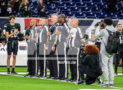Thumbnail 1 in Iowa Colony vs. Randle (UIL 5A D2 Football Region 3 Quarterfinal) photogallery.