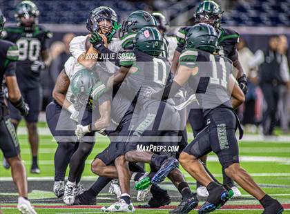 Thumbnail 2 in Iowa Colony vs. Randle (UIL 5A D2 Football Region 3 Quarterfinal) photogallery.