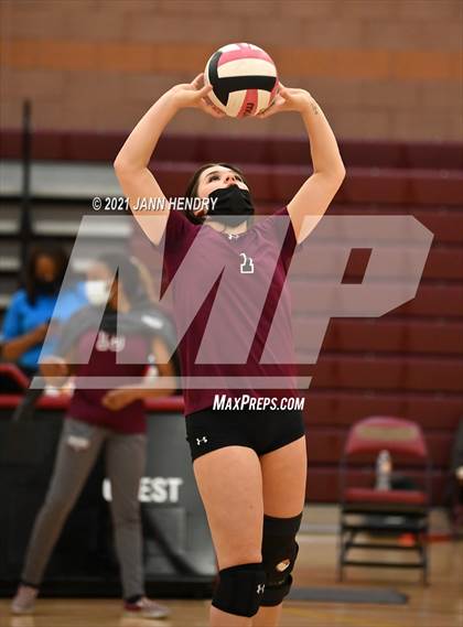 Thumbnail 2 in Bishop Gorman @ Faith Lutheran photogallery.