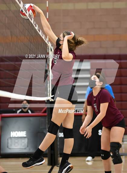 Thumbnail 1 in Bishop Gorman @ Faith Lutheran photogallery.