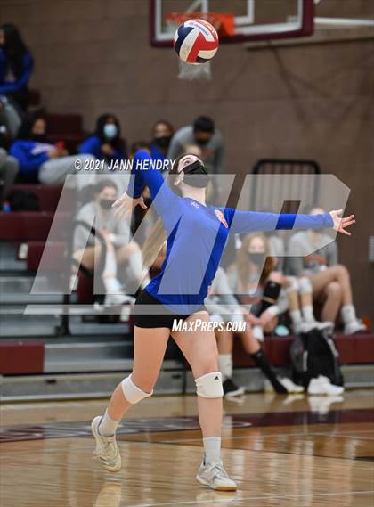 Thumbnail 2 in Bishop Gorman @ Faith Lutheran photogallery.