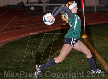 Thumbnail 2 in Royal @ Calabasas photogallery.