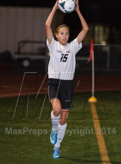 Thumbnail 3 in Royal @ Calabasas photogallery.