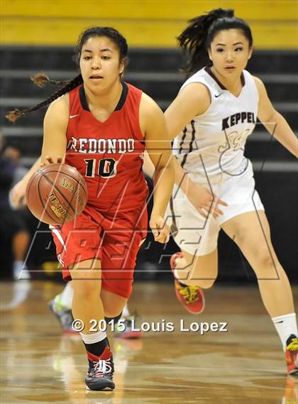 Thumbnail 2 in Redondo Union vs. Mark Keppel (CIF SoCal Regional D2 Final) photogallery.