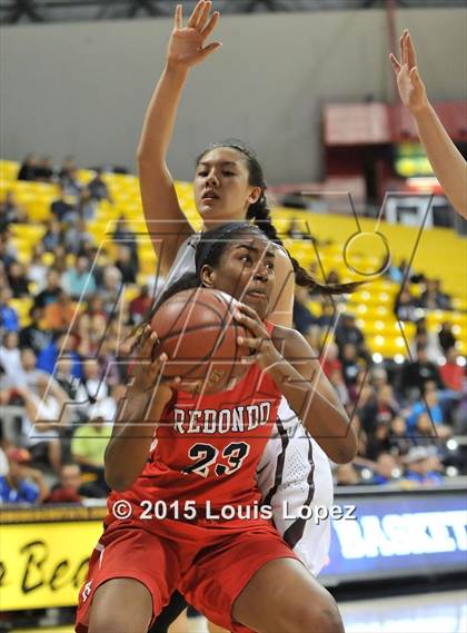 Thumbnail 1 in Redondo Union vs. Mark Keppel (CIF SoCal Regional D2 Final) photogallery.