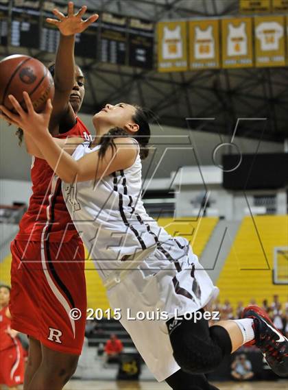 Thumbnail 2 in Redondo Union vs. Mark Keppel (CIF SoCal Regional D2 Final) photogallery.