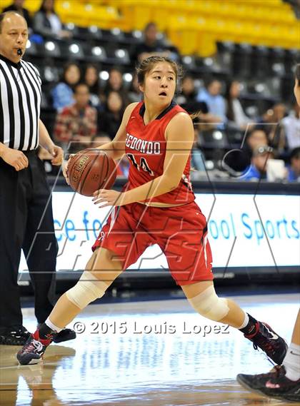Thumbnail 3 in Redondo Union vs. Mark Keppel (CIF SoCal Regional D2 Final) photogallery.
