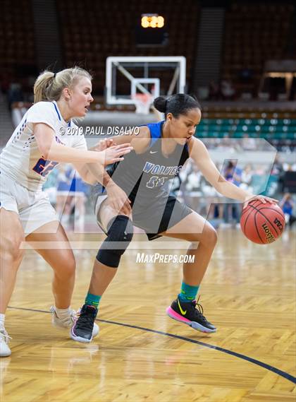 Thumbnail 3 in Grandview vs. Cherry Creek (CHASSA 5A State Final) photogallery.