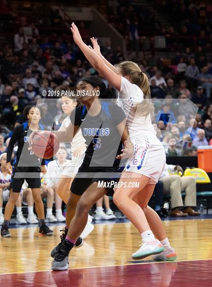 Thumbnail 3 in Grandview vs. Cherry Creek (CHASSA 5A State Final) photogallery.