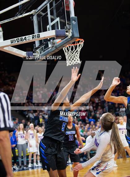 Thumbnail 1 in Grandview vs. Cherry Creek (CHASSA 5A State Final) photogallery.