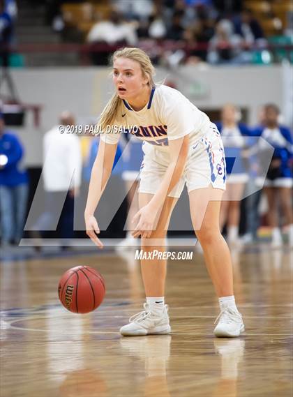 Thumbnail 2 in Grandview vs. Cherry Creek (CHASSA 5A State Final) photogallery.