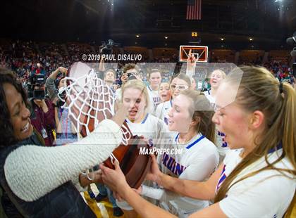 Thumbnail 2 in Grandview vs. Cherry Creek (CHASSA 5A State Final) photogallery.
