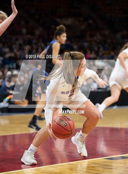 Thumbnail 1 in Grandview vs. Cherry Creek (CHASSA 5A State Final) photogallery.