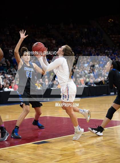 Thumbnail 2 in Grandview vs. Cherry Creek (CHASSA 5A State Final) photogallery.