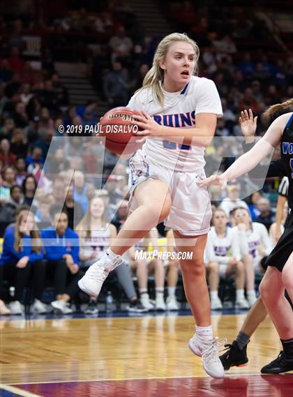 Thumbnail 2 in Grandview vs. Cherry Creek (CHASSA 5A State Final) photogallery.