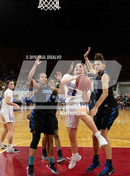Thumbnail 2 in Grandview vs. Cherry Creek (CHASSA 5A State Final) photogallery.