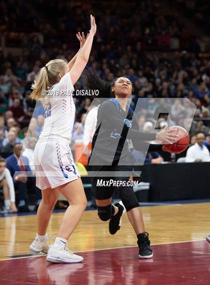 Thumbnail 3 in Grandview vs. Cherry Creek (CHASSA 5A State Final) photogallery.