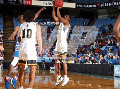 Thumbnail 3 in Forest Hills vs. Greene Central (NCHSAA 2A Final) photogallery.