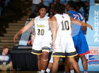 Thumbnail 3 in Forest Hills vs. Greene Central (NCHSAA 2A Final) photogallery.