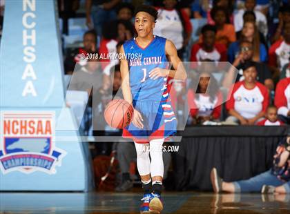 Thumbnail 3 in Forest Hills vs. Greene Central (NCHSAA 2A Final) photogallery.
