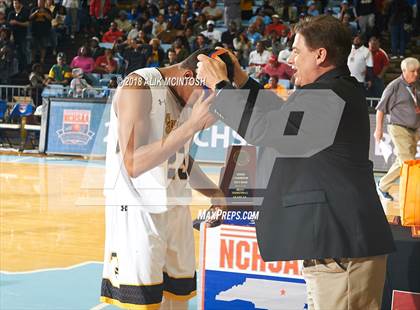 Thumbnail 2 in Forest Hills vs. Greene Central (NCHSAA 2A Final) photogallery.