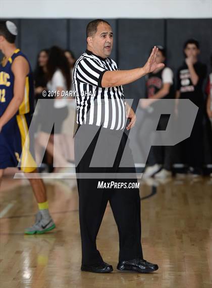 Thumbnail 2 in Shalhevet vs. Torah Academy of Bergen County, NY (Steve Glouberman Tournament) photogallery.