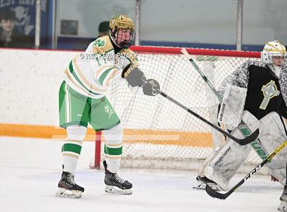 Thumbnail 1 in Bishop Hendricken (RI) @ Notre Dame, WH photogallery.