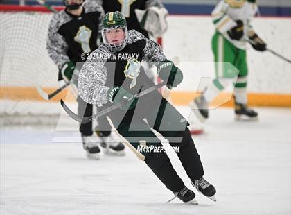 Thumbnail 1 in Bishop Hendricken (RI) @ Notre Dame, WH photogallery.