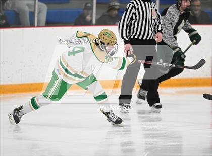 Thumbnail 3 in Bishop Hendricken (RI) @ Notre Dame, WH photogallery.
