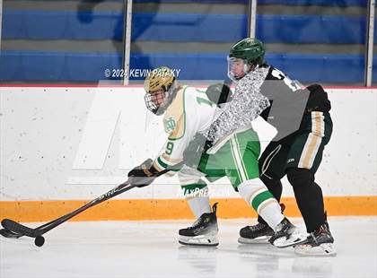 Thumbnail 2 in Bishop Hendricken (RI) @ Notre Dame, WH photogallery.