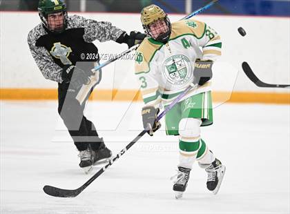 Thumbnail 2 in Bishop Hendricken (RI) @ Notre Dame, WH photogallery.