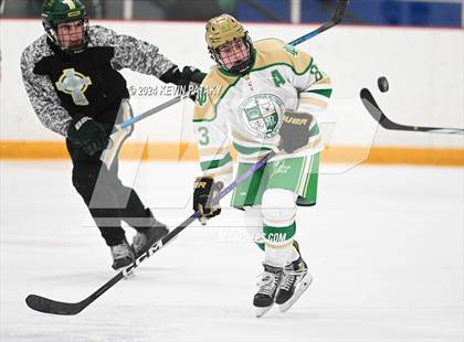 Thumbnail 3 in Bishop Hendricken (RI) @ Notre Dame, WH photogallery.