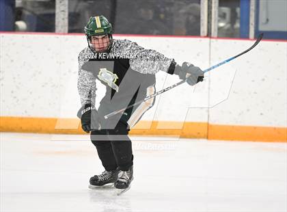 Thumbnail 2 in Bishop Hendricken (RI) @ Notre Dame, WH photogallery.