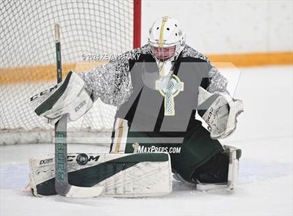 Thumbnail 3 in Bishop Hendricken (RI) @ Notre Dame, WH photogallery.