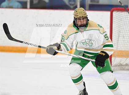Thumbnail 2 in Bishop Hendricken (RI) @ Notre Dame, WH photogallery.