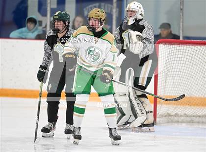 Thumbnail 2 in Bishop Hendricken (RI) @ Notre Dame, WH photogallery.