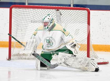 Thumbnail 2 in Bishop Hendricken (RI) @ Notre Dame, WH photogallery.