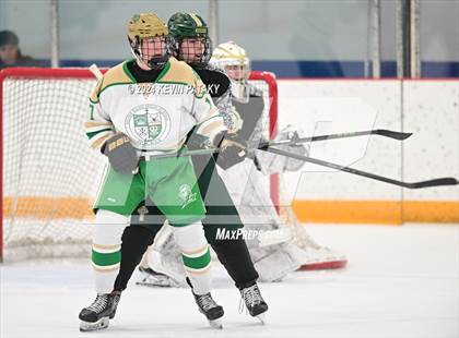 Thumbnail 3 in Bishop Hendricken (RI) @ Notre Dame, WH photogallery.