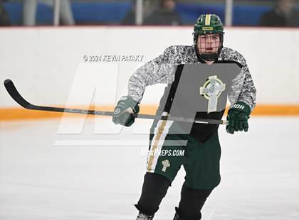 Thumbnail 2 in Bishop Hendricken (RI) @ Notre Dame, WH photogallery.