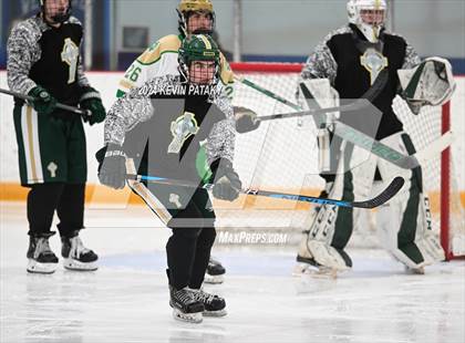 Thumbnail 2 in Bishop Hendricken (RI) @ Notre Dame, WH photogallery.
