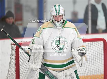 Thumbnail 3 in Bishop Hendricken (RI) @ Notre Dame, WH photogallery.
