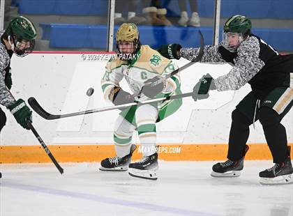 Thumbnail 2 in Bishop Hendricken (RI) @ Notre Dame, WH photogallery.