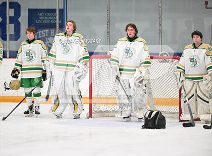 Thumbnail 2 in Bishop Hendricken (RI) @ Notre Dame, WH photogallery.