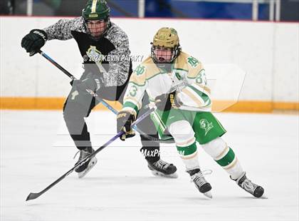Thumbnail 2 in Bishop Hendricken (RI) @ Notre Dame, WH photogallery.