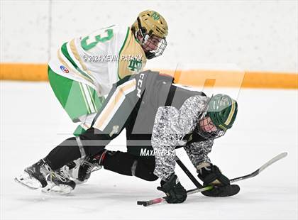 Thumbnail 3 in Bishop Hendricken (RI) @ Notre Dame, WH photogallery.